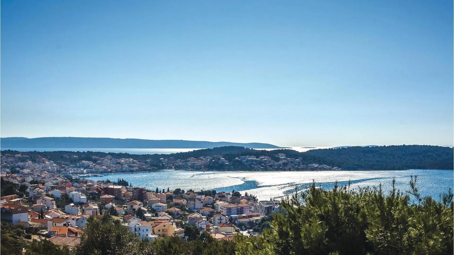 2 Bedroom Cozy Apartment In Saldun Trogir Hırvatistan